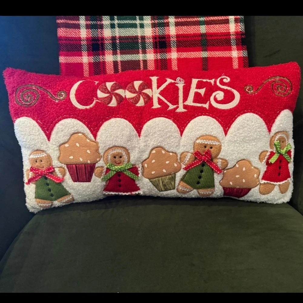 Christmas Cookies Gingerbread Decorative Pillow